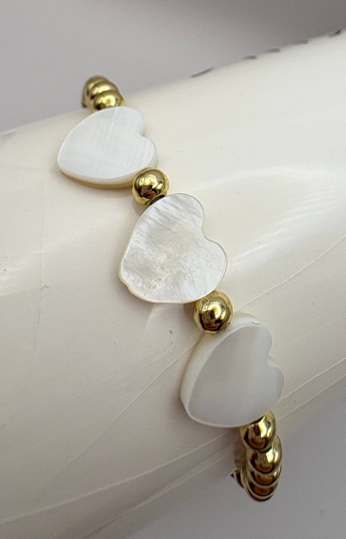 Triple White Hearts with Gold Bead Bracelet/jj/Code #12