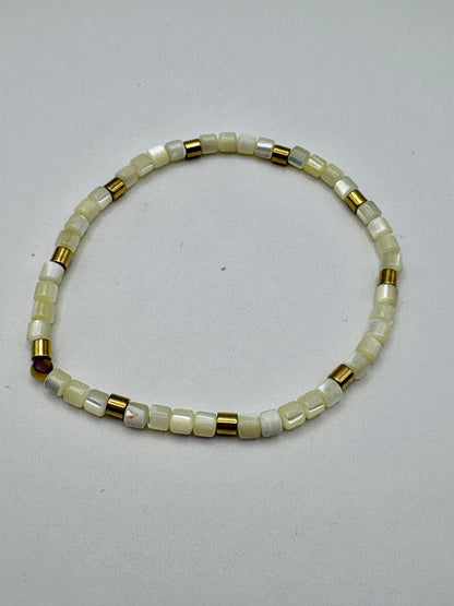 Bohemian Natural Shell Bracelet/White/jj/Code #2