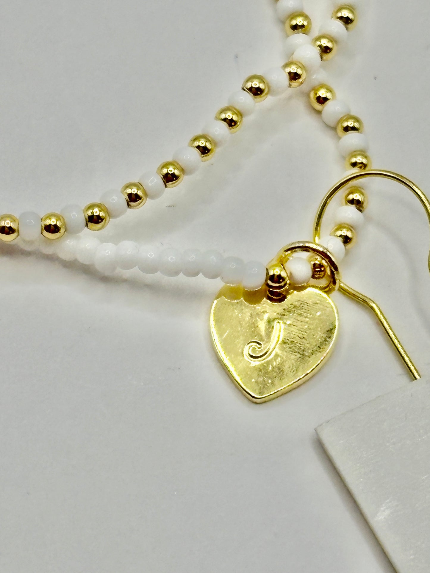 Jenn's Journey Stamped Heart Bracelet - White/Gold Beaded/jj/Code 11